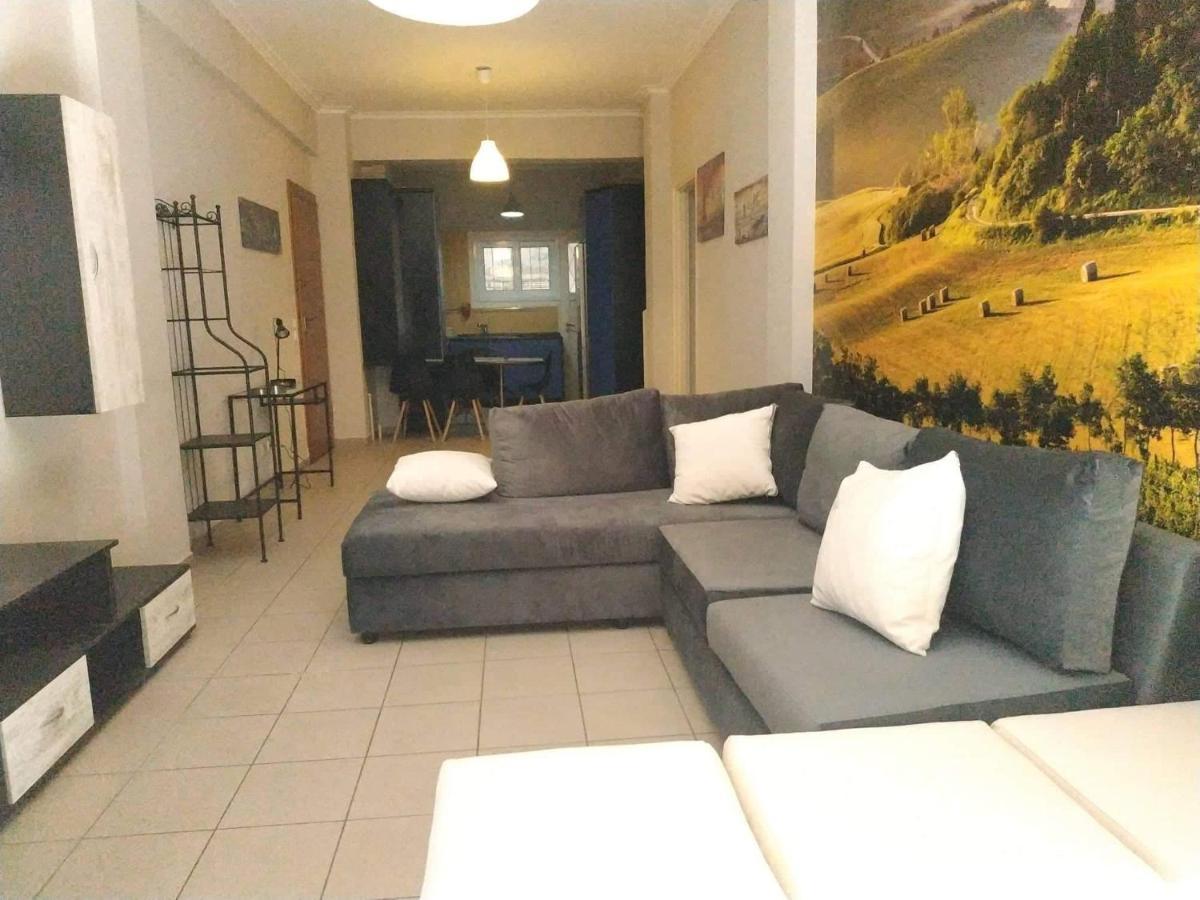 Lg Apartment Bnb Athena Bagian luar foto