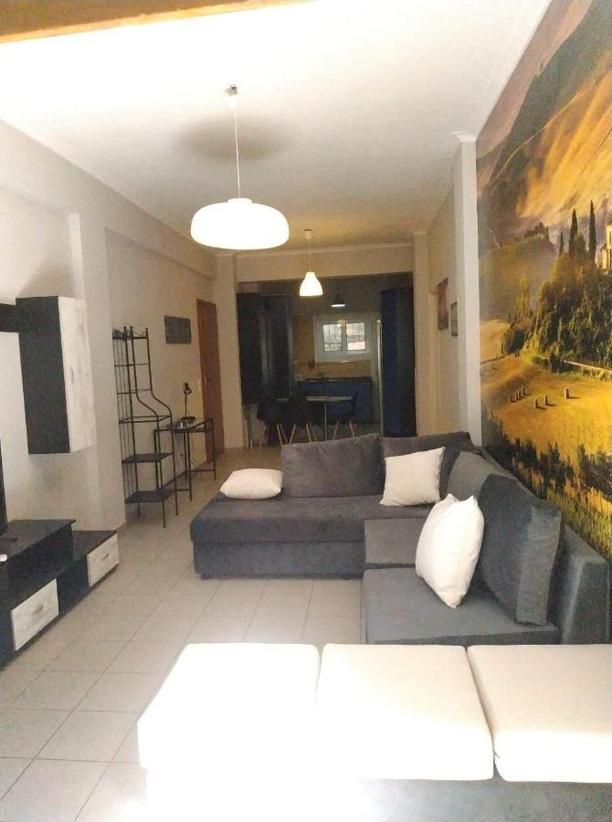 Lg Apartment Bnb Athena Bagian luar foto