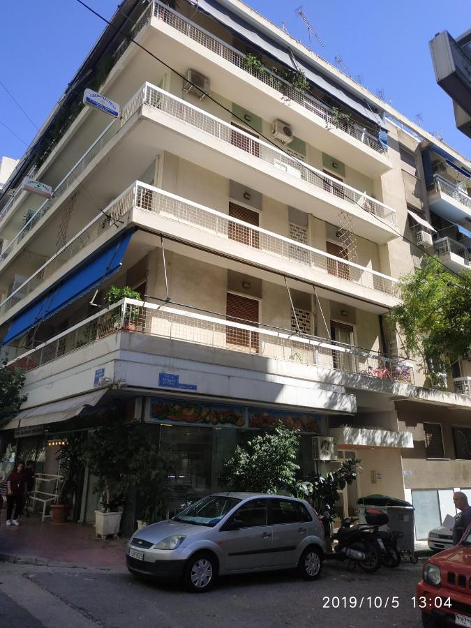 Lg Apartment Bnb Athena Bagian luar foto